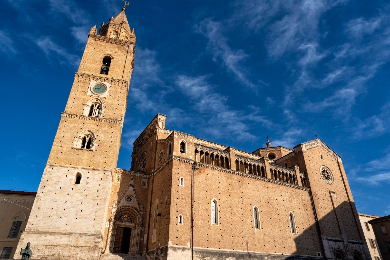 Chieti Cosa Fare Cosa Vedere E Dove Dormire Turismo Abruzzo It